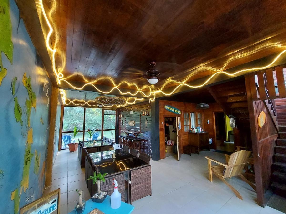 Casa Oceana Bed & Breakfast Bocas del Toro Esterno foto