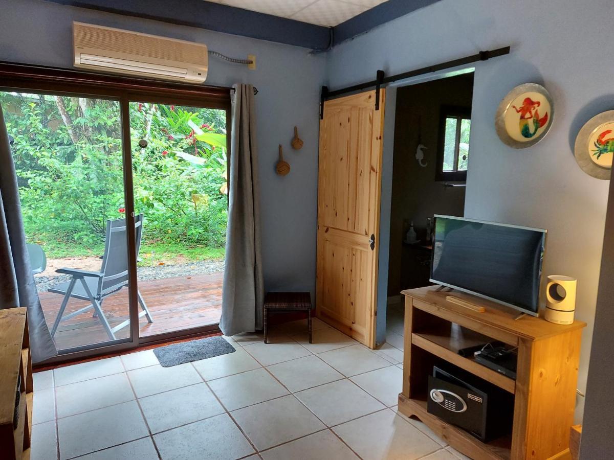 Casa Oceana Bed & Breakfast Bocas del Toro Esterno foto